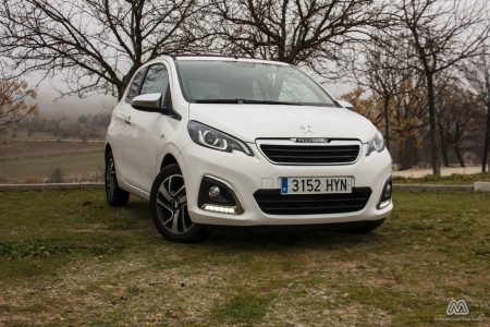 Prueba: Peugeot 108 Allure TOP! PureTech 82 CV (equipamiento, comportamiento, conclusión)