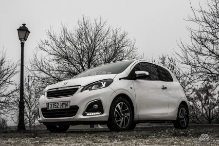 Prueba: Peugeot 108 Allure TOP! PureTech 82 CV (equipamiento, comportamiento, conclusión)