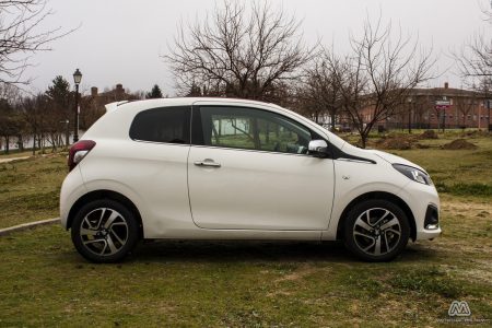 Prueba: Peugeot 108 Allure TOP! PureTech 82 CV (equipamiento, comportamiento, conclusión)