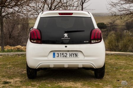 Prueba: Peugeot 108 Allure TOP! PureTech 82 CV (equipamiento, comportamiento, conclusión)