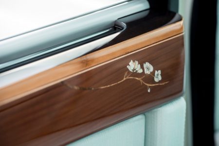 Rolls-Royce_Phantom_Serenity_11.jpg