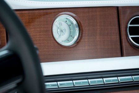 Rolls-Royce_Phantom_Serenity_9.jpg