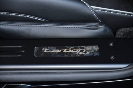 aston-martin-vanquish-carbon-edition-19.jpg