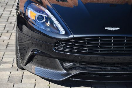 A la venta un Aston Martin Vanquish Carbon Black Edition