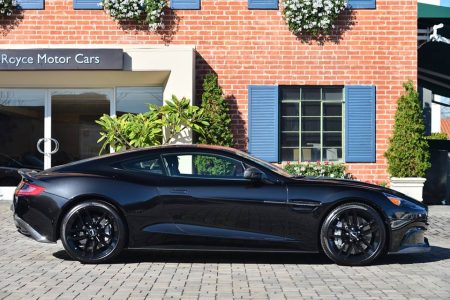 aston-martin-vanquish-carbon-edition-8.jpg