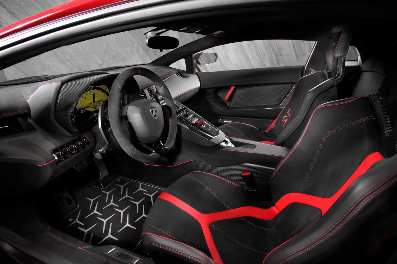 Lamborghini Aventador LP 750-4 Superveloce 2