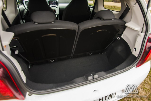 Prueba: Peugeot 108 Allure TOP! PureTech 82 CV (diseño, habitáculo, mecánica) 3