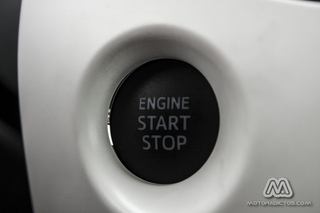 Prueba: Peugeot 108 Allure TOP! PureTech 82 CV (diseño, habitáculo, mecánica) 6