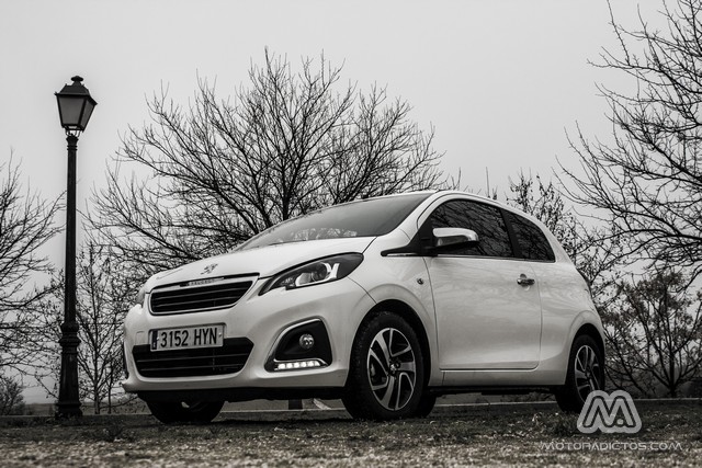 Prueba: Peugeot 108 Allure TOP! PureTech 82 CV (equipamiento, comportamiento, conclusión)