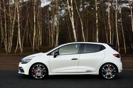 Renault Clio RS 220 Trophy: Más rápido y deportivo