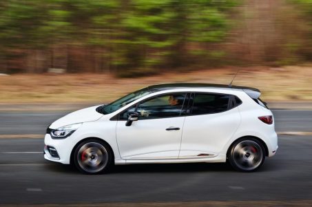 Renault Clio RS 220 Trophy: Más rápido y deportivo