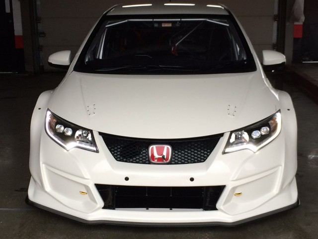 Tan sólo una semana para la presentación del Honda Civic Type R BTCC Racer 2