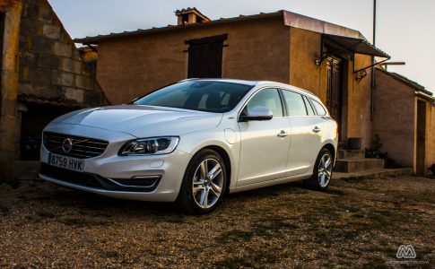 Prueba: Volvo V60 Plug-In Hybrid AWD (equipamiento, comportamiento, conclusión)