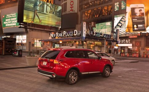 mitsubishi-outlander-2016-201520767_12.jpg