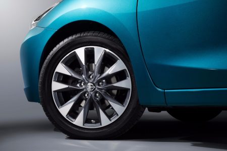 nissan-lannia-201521023_15.jpg