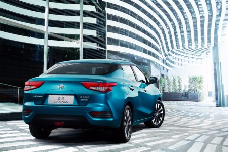 nissan-lannia-201521023_3.jpg