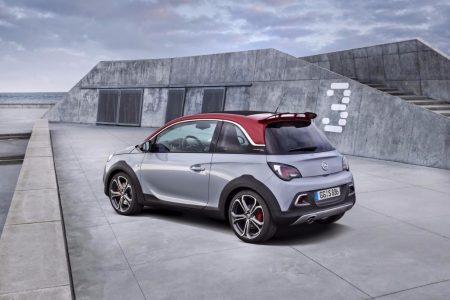 Opel Adam Rocks S: Estética campera con motor prestacional