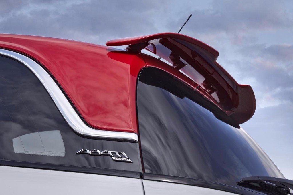 Opel Adam Rocks S: Estética campera con motor prestacional 2