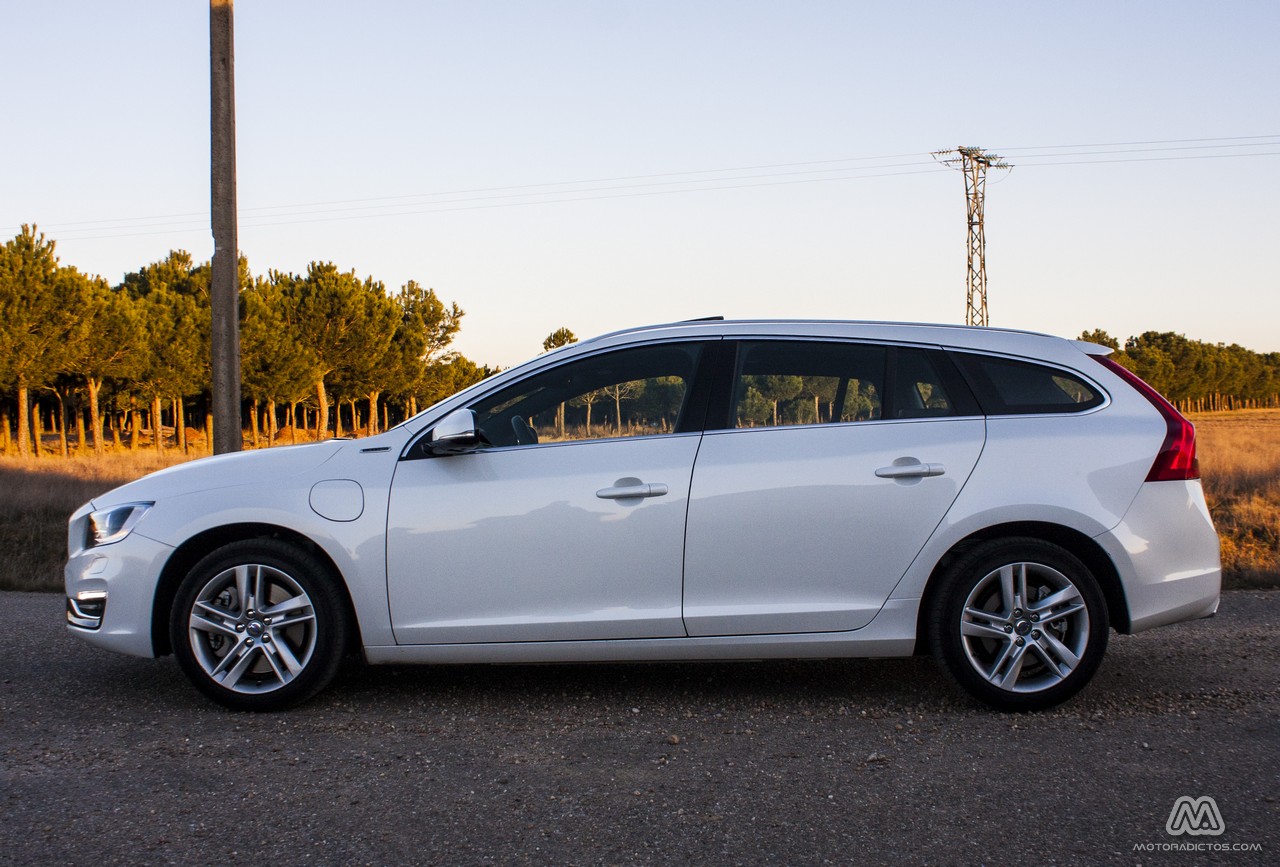 Prueba: Volvo V60 Plug-In Hybrid AWD (diseño, habitáculo, mecánica)