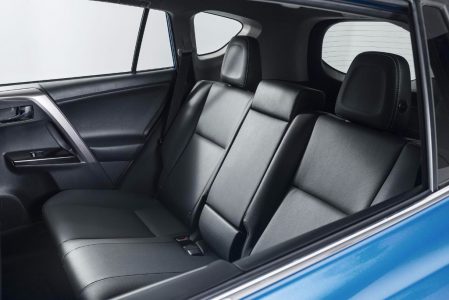 toyota-rav4-hybrid-201520766_36.jpg