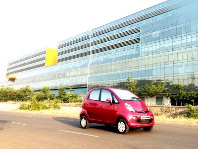 TATA Nano GenX: Novedades estéticas, mecánicas y un nuevo cambio robotizado