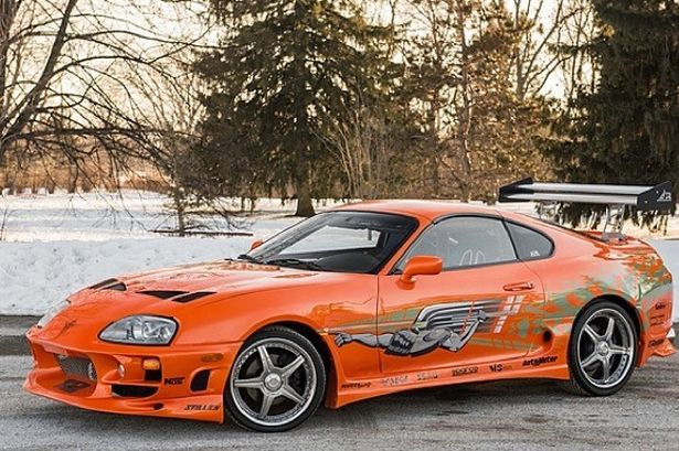 El Toyota  Supra  MK4  de Fast  Furious  1 se subasta 