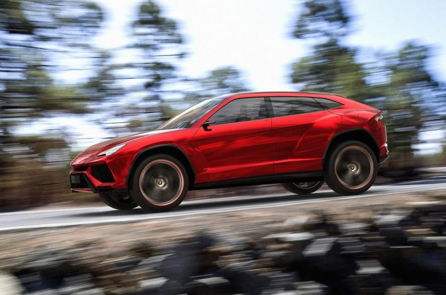 Lamborghini abre la puerta al primer sedán de la marca, dependerá del éxito del Urus