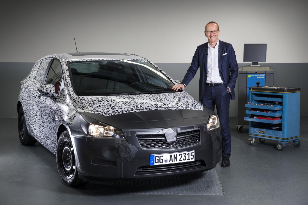 Primeras fotos oficiales del nuevo Opel Astra, llegará a España en navidades 2