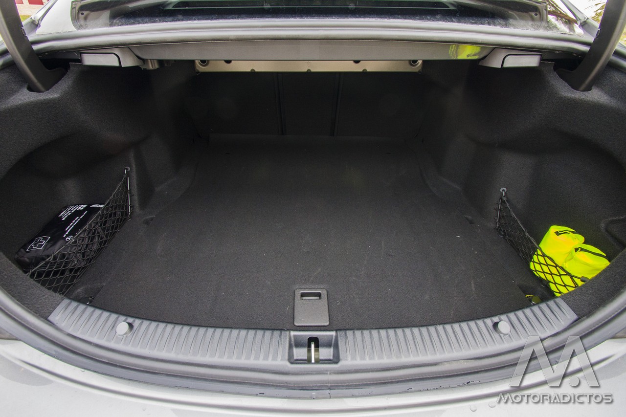 Prueba: Mercedes Benz C 220 BlueTEC  (diseño, habitáculo, mecánica) 7