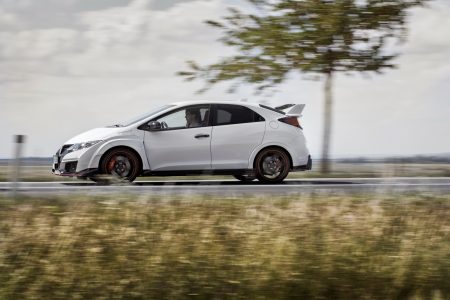 2015-Honda-Civic-Type-R-20