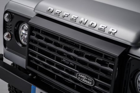 Land-Rover-Defender-2000000-13