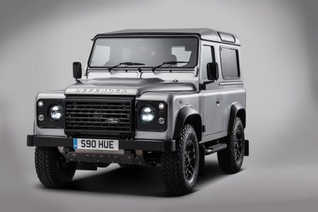 Land Rover Defender 2.000.000: Construido a mano por un grupo de famosos