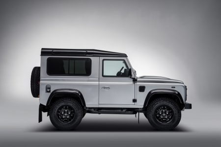 Land Rover Defender 2.000.000: Construido a mano por un grupo de famosos