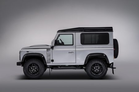 Land Rover Defender 2.000.000: Construido a mano por un grupo de famosos