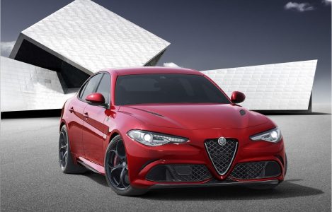 Ya es oficial: Alfa Romeo Giulia, o el denominado Ferrari de cuatro puertas