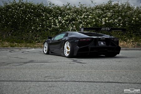 aventador-man-official-3