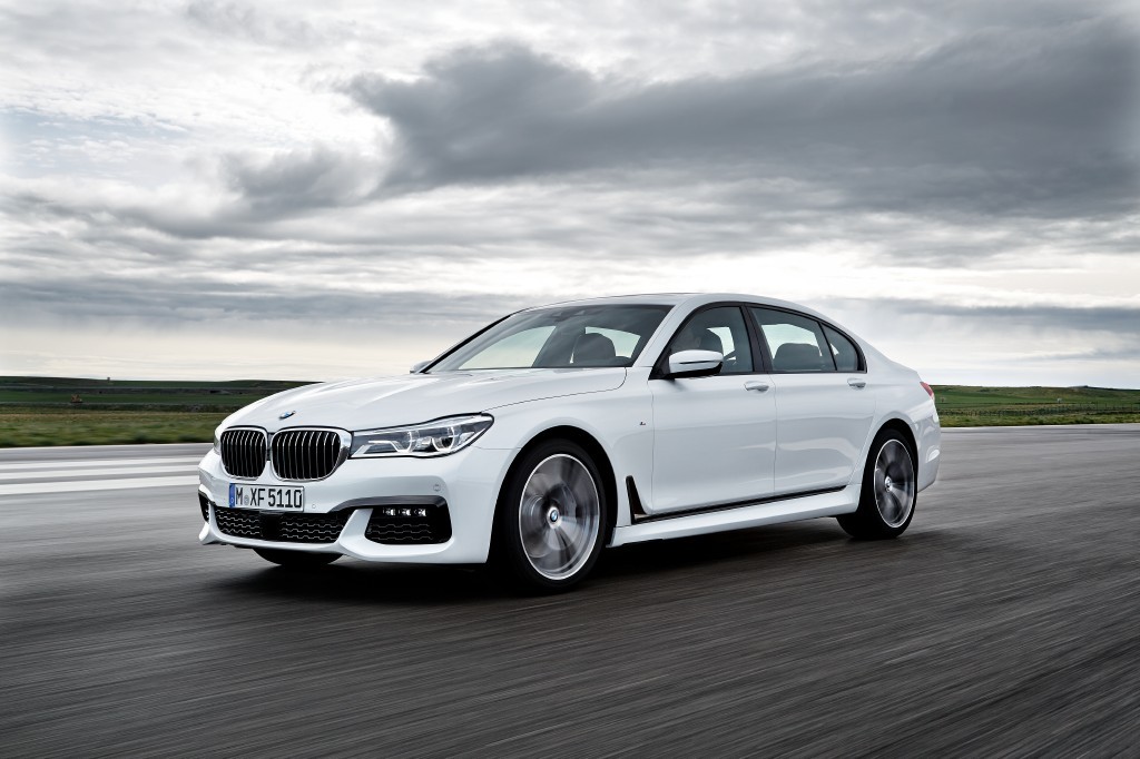 BMW Serie 7 Pack M, la esperada antesala del M7 ya está aquí 3