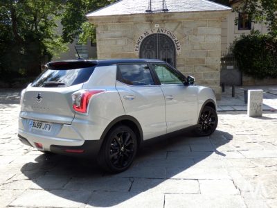 contacto_ssangyong_tivoli_13