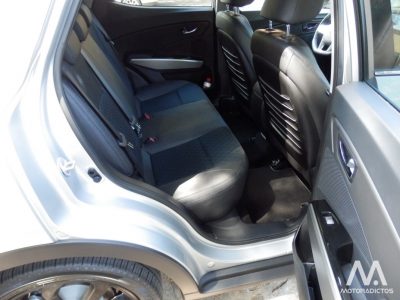 contacto_ssangyong_tivoli_27