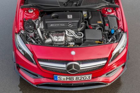 Mercedes A 45 AMG 2016: Con 381 CV, vuelve a ser el rey de los compactos