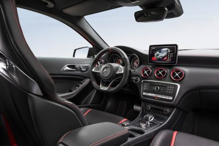 Mercedes A 45 AMG 2016: Con 381 CV, vuelve a ser el rey de los compactos