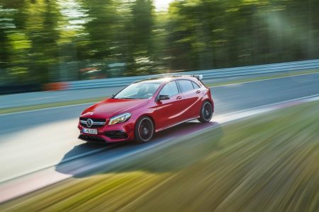 Mercedes A 45 AMG 2016: Con 381 CV, vuelve a ser el rey de los compactos