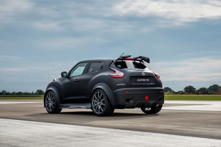 Nissan Juke-R 2.0: Motor de GT-R Nismo con 600 CV para el Juke menos racional