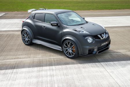 Nissan Juke-R 2.0: Motor de GT-R Nismo con 600 CV para el Juke menos racional