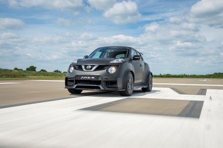 Nissan Juke-R 2.0: Motor de GT-R Nismo con 600 CV para el Juke menos racional