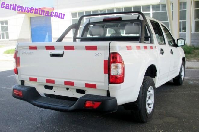 Shanxi Victory X1: El Cadillac Escalade ya tiene su clon chino 3
