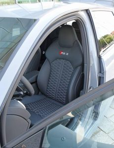 One-off-Audi-RS3-Sportback-introduced-5