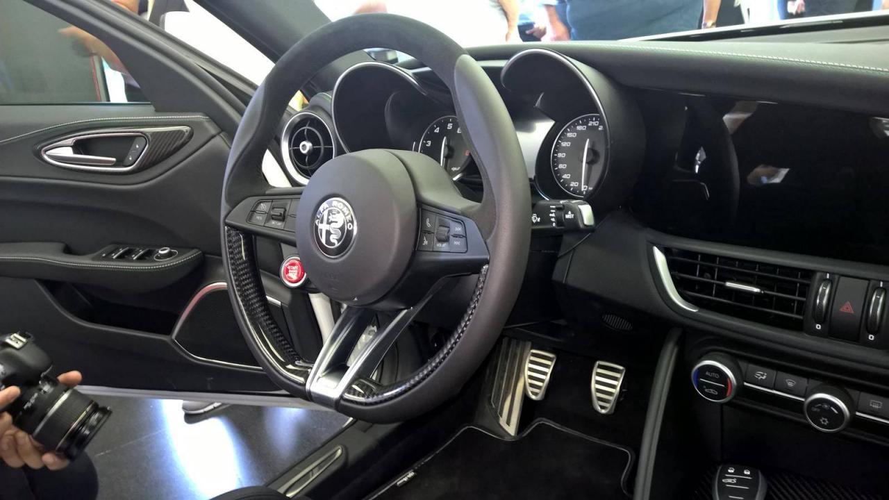 Así es el interior del Alfa Romeo Giulia QV 3
