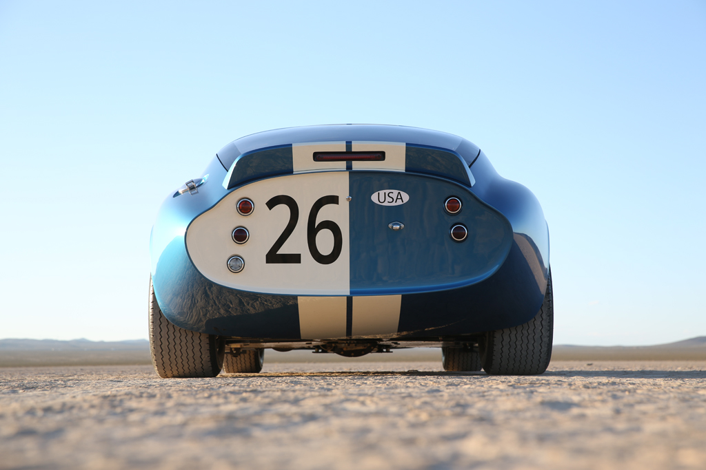 El Shelby Cobra Daytona Coupe vuelve por su aniversario, pero sin motor y sólo 50 unidades 3