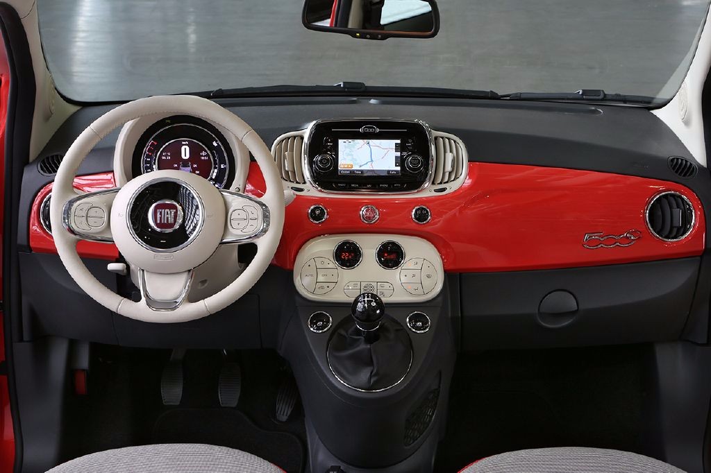 Oficial: 2016 Fiat 500 y Fiat 500C, renovación a fondo y estética renovada